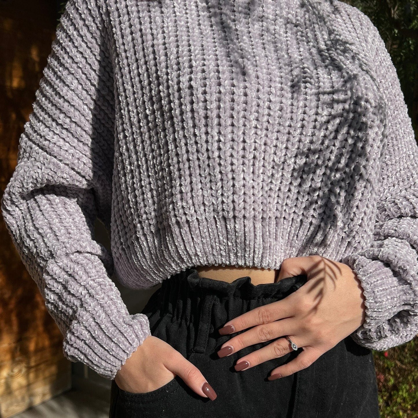 ELLIE CROP SWEATER